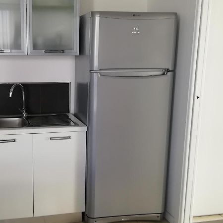 Brezza Da Mare Apartman Rimini Kültér fotó