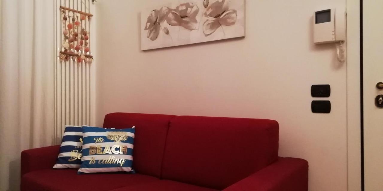 Brezza Da Mare Apartman Rimini Kültér fotó